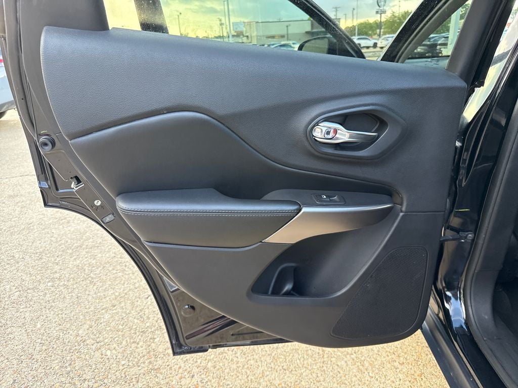 2020 Jeep Cherokee Latitude