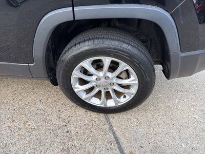 2020 Jeep Cherokee Latitude