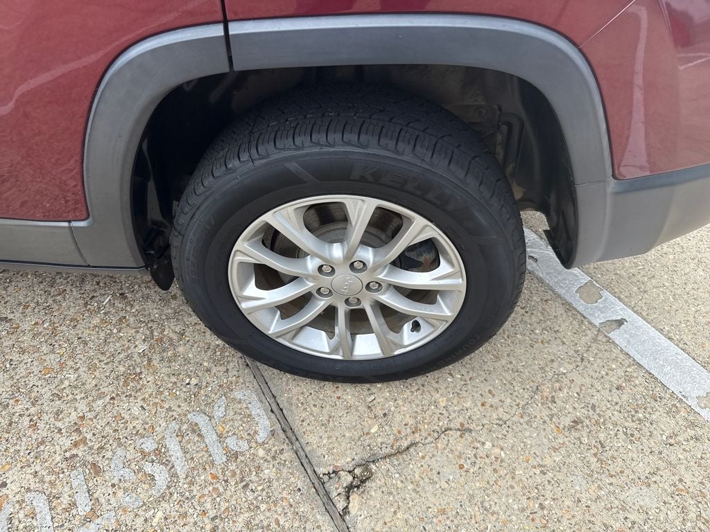 2019 Jeep Cherokee Latitude