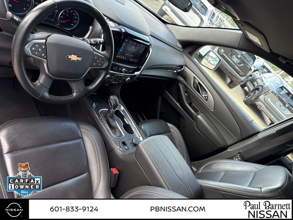 2023 Chevrolet Traverse LT Leather