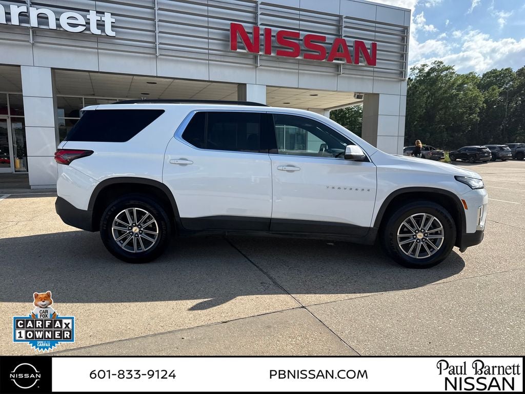 2023 Chevrolet Traverse LT Leather