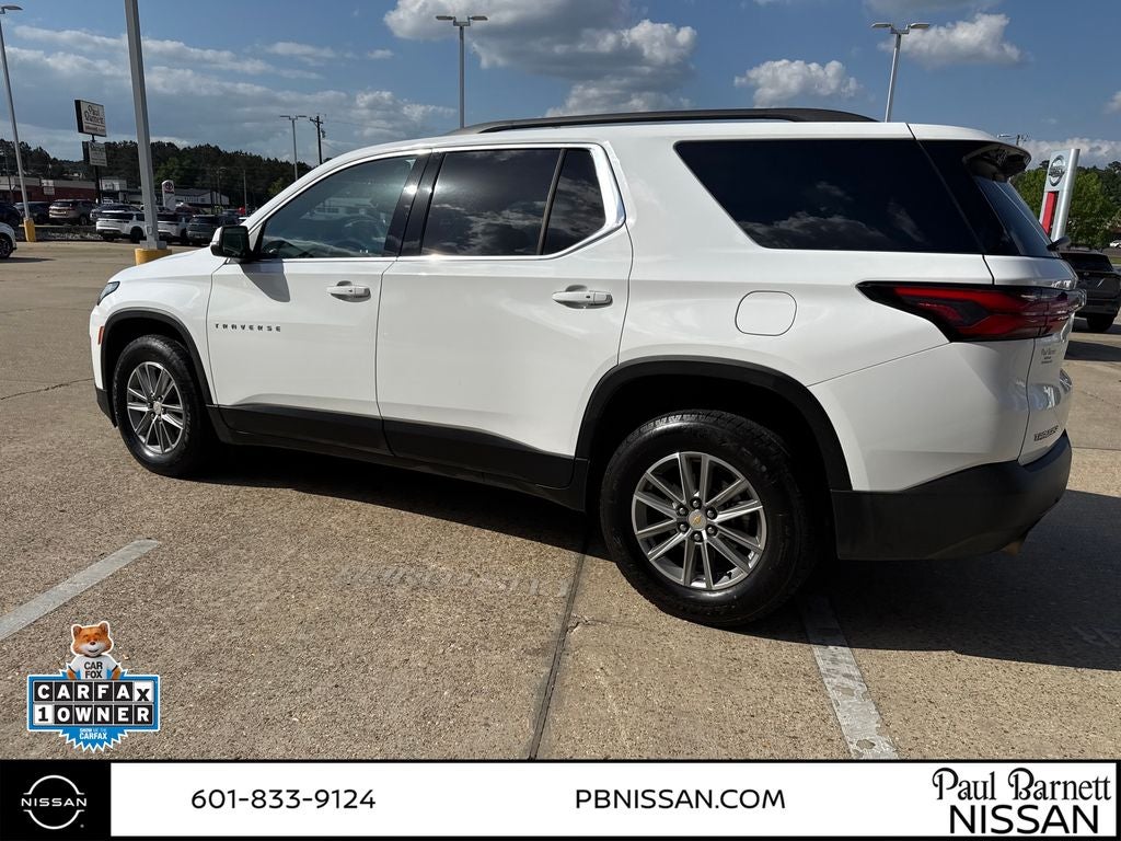 2023 Chevrolet Traverse LT Leather