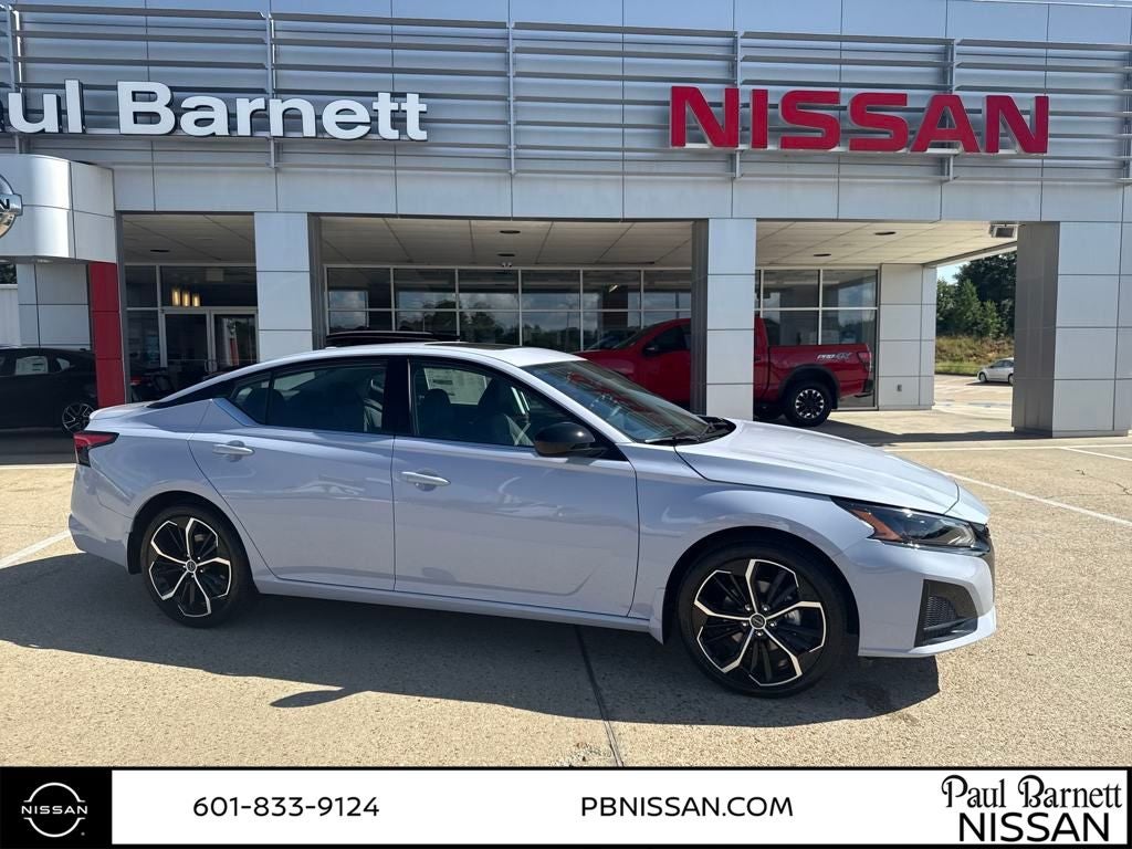 2025 Nissan Altima 2.5 SR