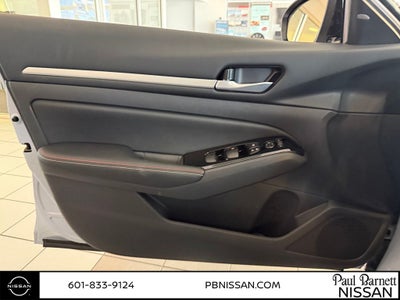 2025 Nissan Altima 2.5 SR