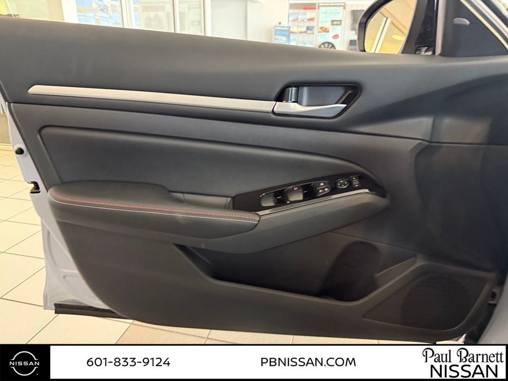 2025 Nissan Altima 2.5 SR