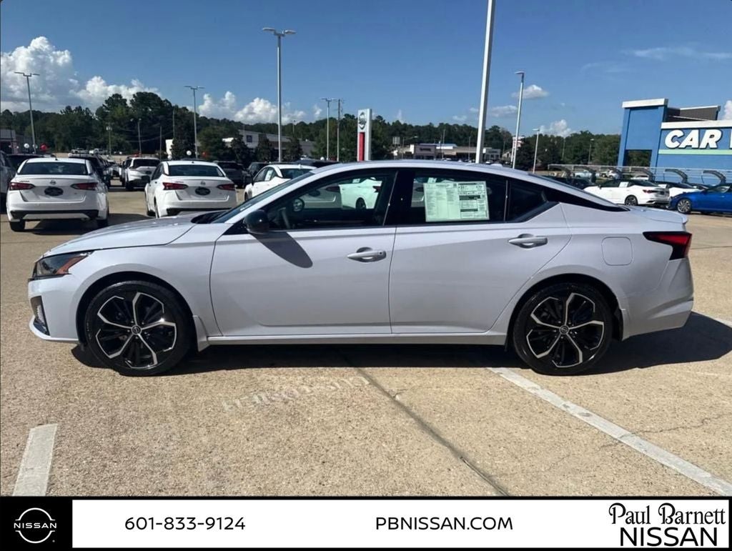 2025 Nissan Altima 2.5 SR