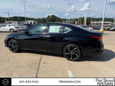 2025 Nissan Altima 2.5 SR