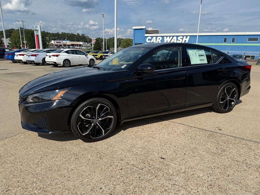 2025 Nissan Altima 2.5 SR