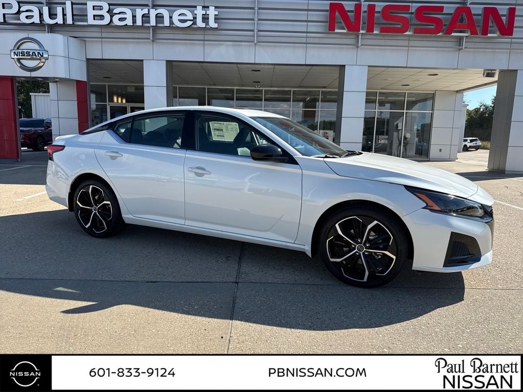 2025 Nissan Altima 2.5 SR