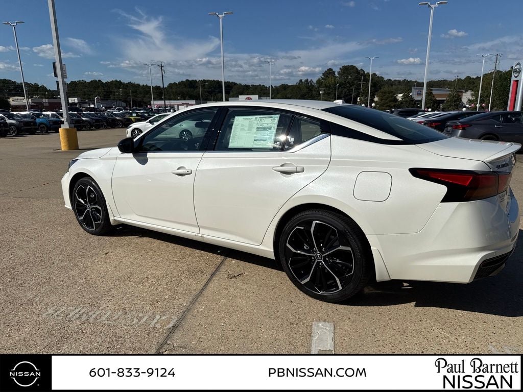 2025 Nissan Altima 2.5 SR