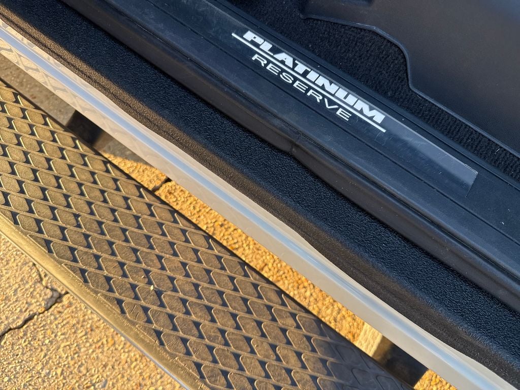 2021 Nissan Titan Platinum Reserve