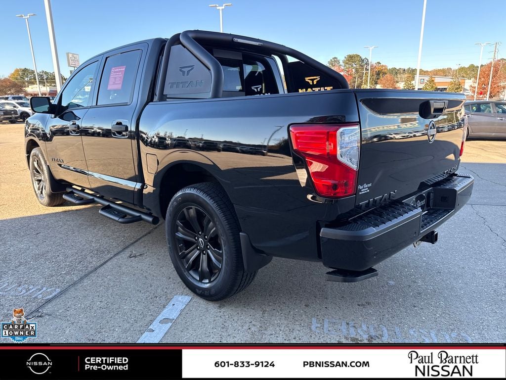 2024 Nissan Titan SV