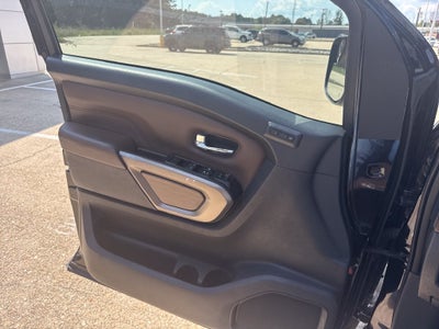 2021 Nissan Titan Platinum Reserve