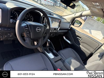 2025 Nissan Frontier SV