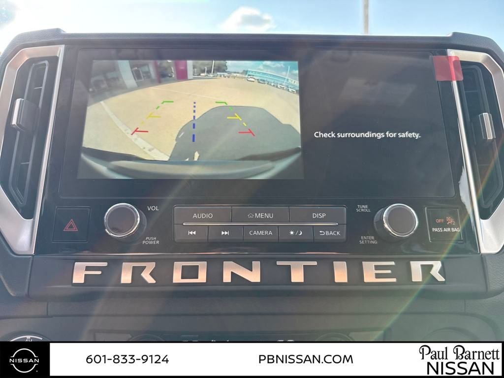 2025 Nissan Frontier SV