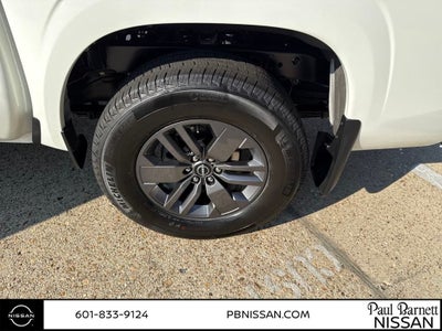 2025 Nissan Frontier SV