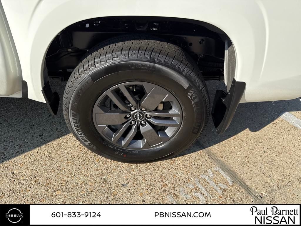 2025 Nissan Frontier SV