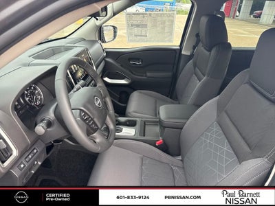 2025 Nissan Frontier SV