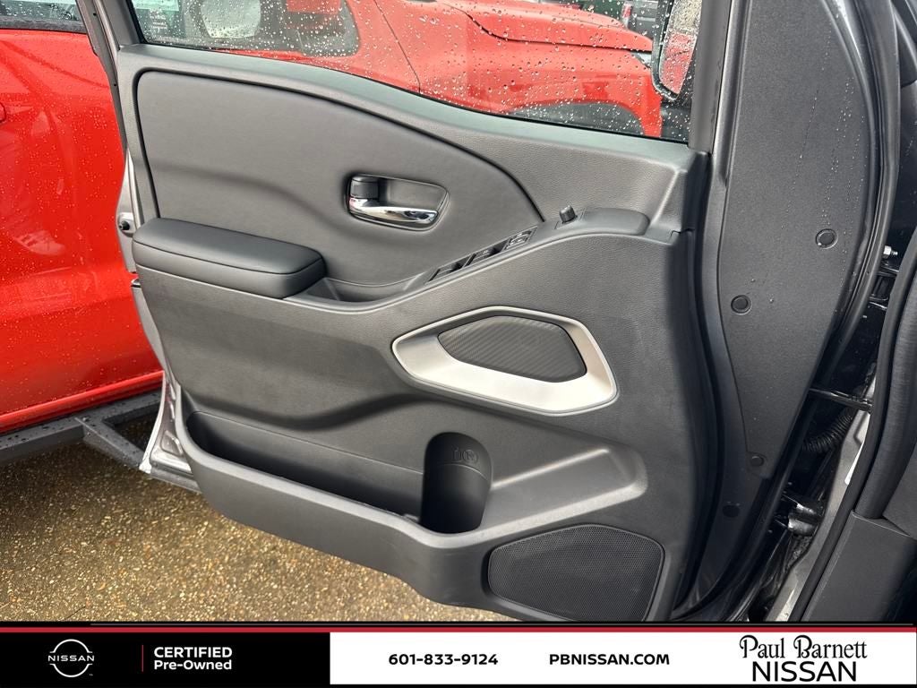 2025 Nissan Frontier SV