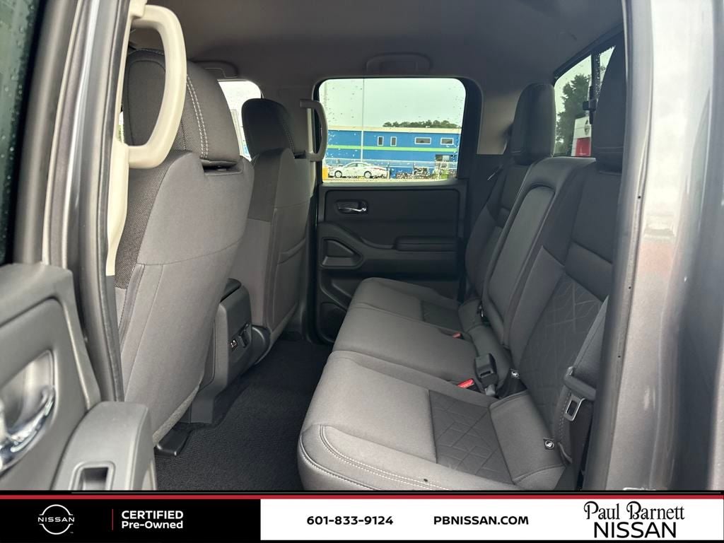 2025 Nissan Frontier SV