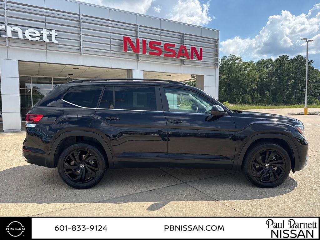 2023 Volkswagen Atlas 3.6L V6 SE w/Technology