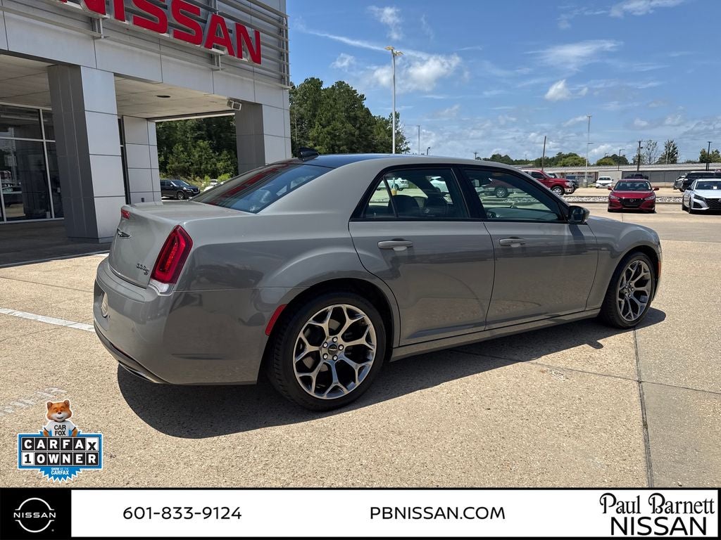 2018 Chrysler 300 S