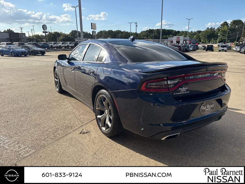 2016 Dodge Charger SXT
