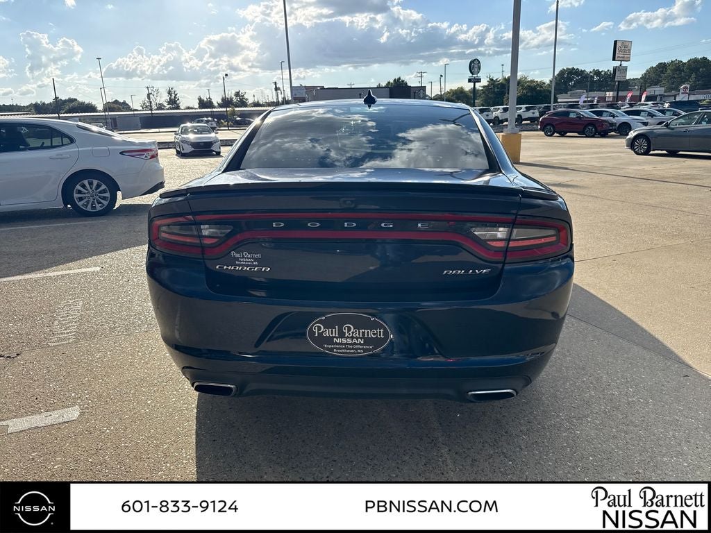 2016 Dodge Charger SXT