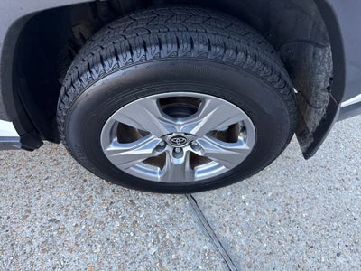 2023 Toyota RAV4 XLE