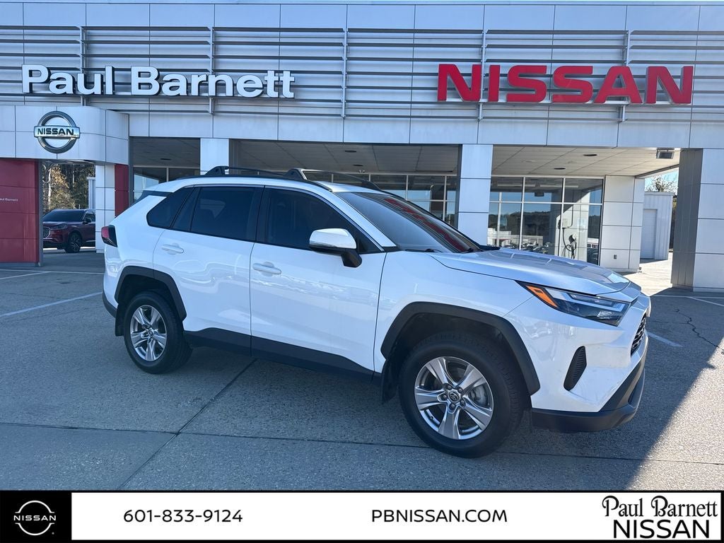 2023 Toyota RAV4 XLE