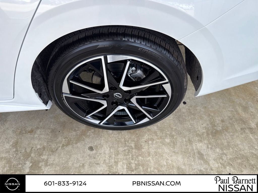 2025 Nissan Sentra SR