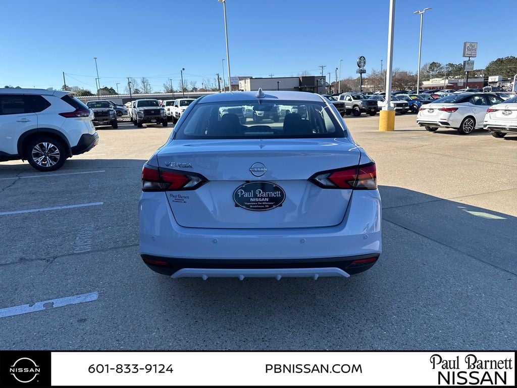 2025 Nissan Versa 1.6 SV