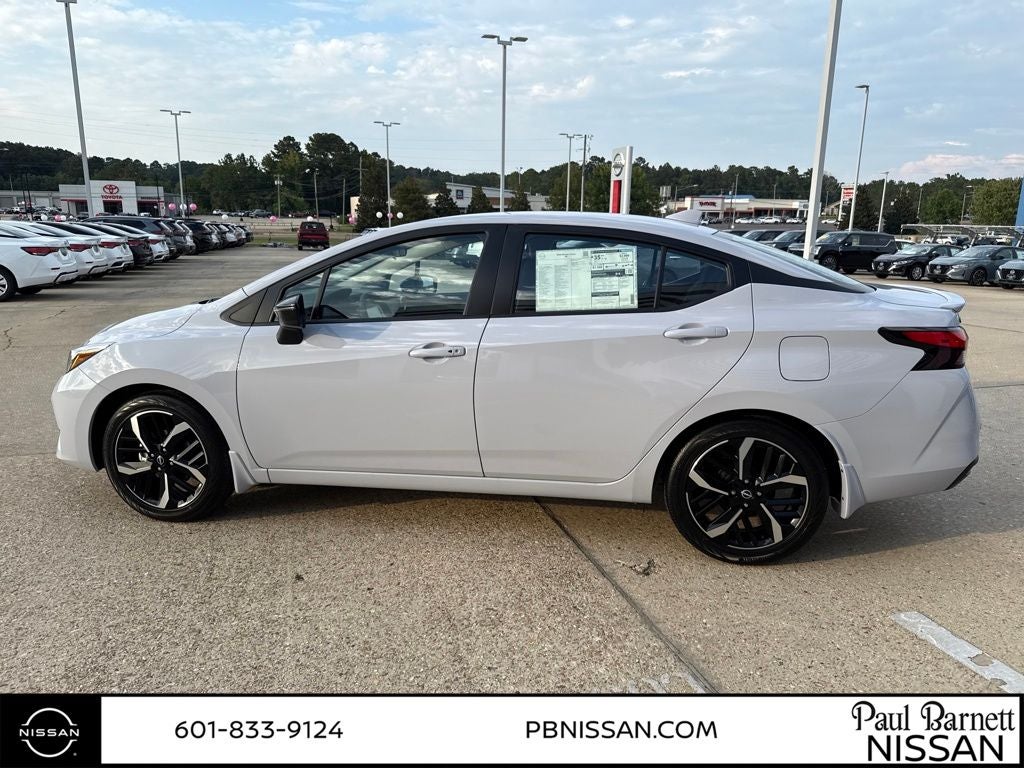 2025 Nissan Versa 1.6 SR