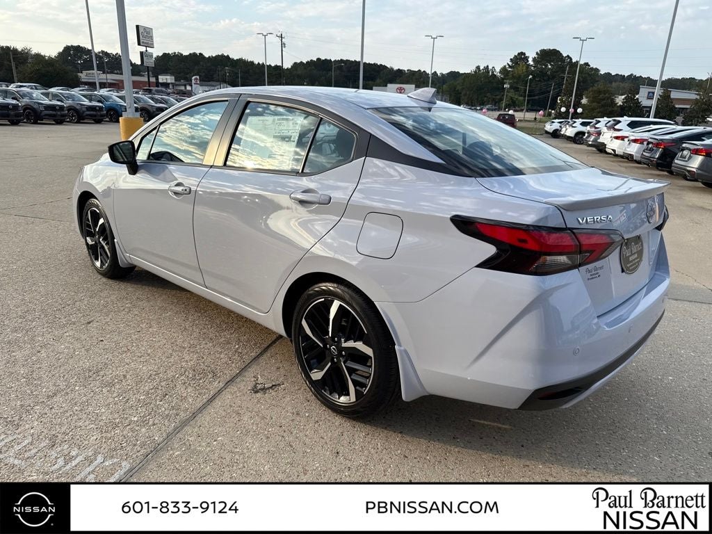 2025 Nissan Versa 1.6 SR