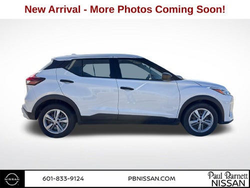 2022 Nissan Kicks S