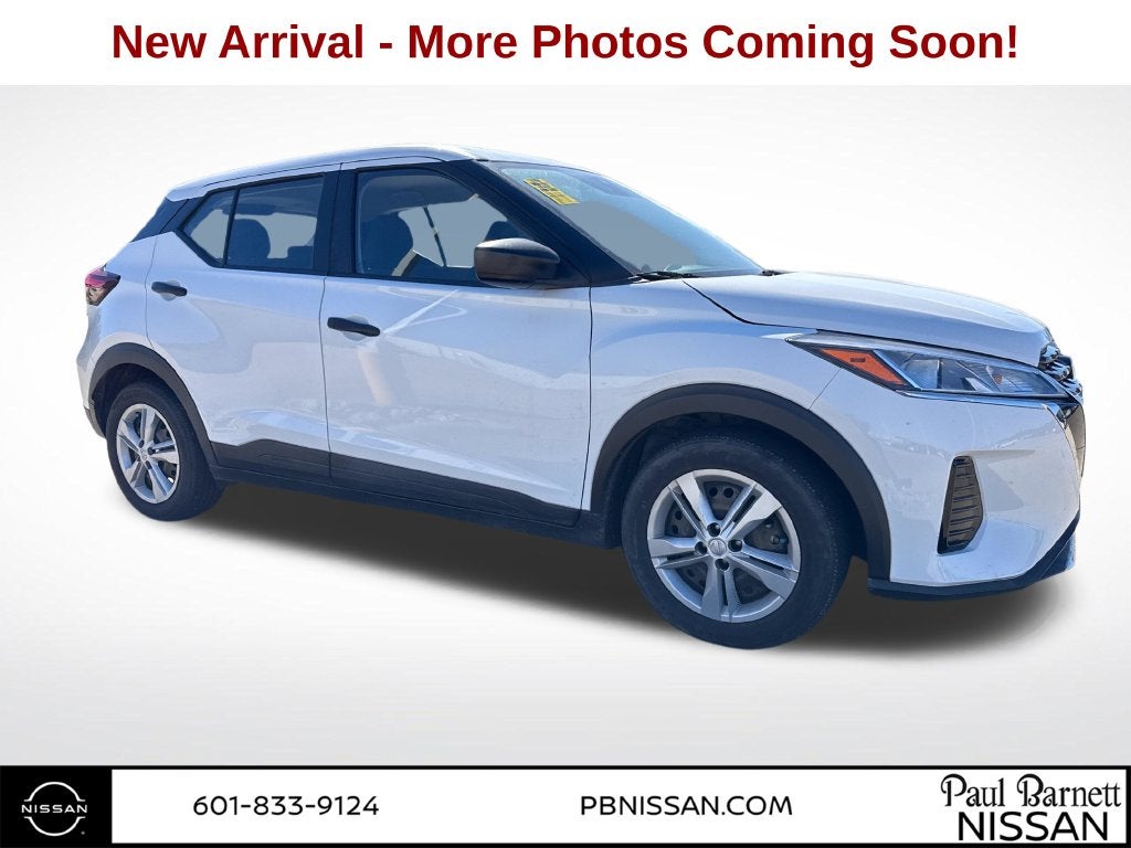 2022 Nissan Kicks S