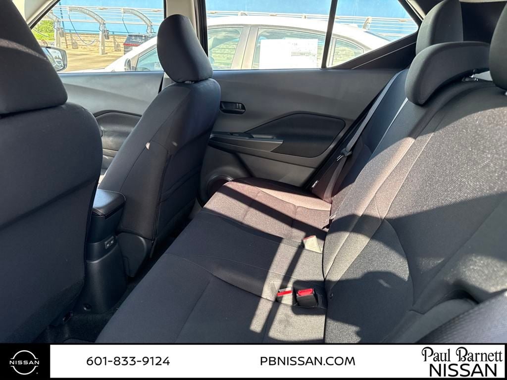 2025 Nissan Kicks Play S