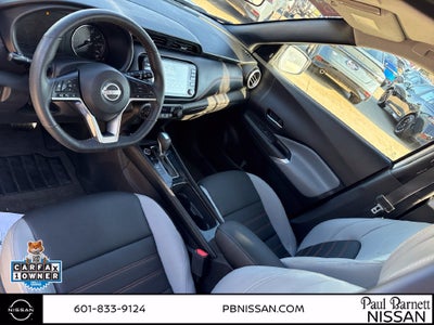 2022 Nissan Kicks SR