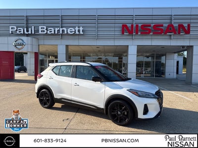2022 Nissan Kicks SR