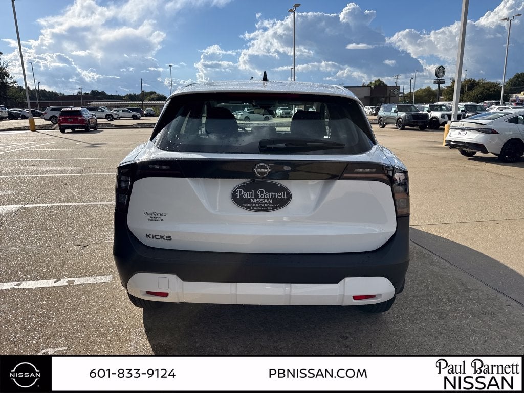2027 Nissan Kicks S