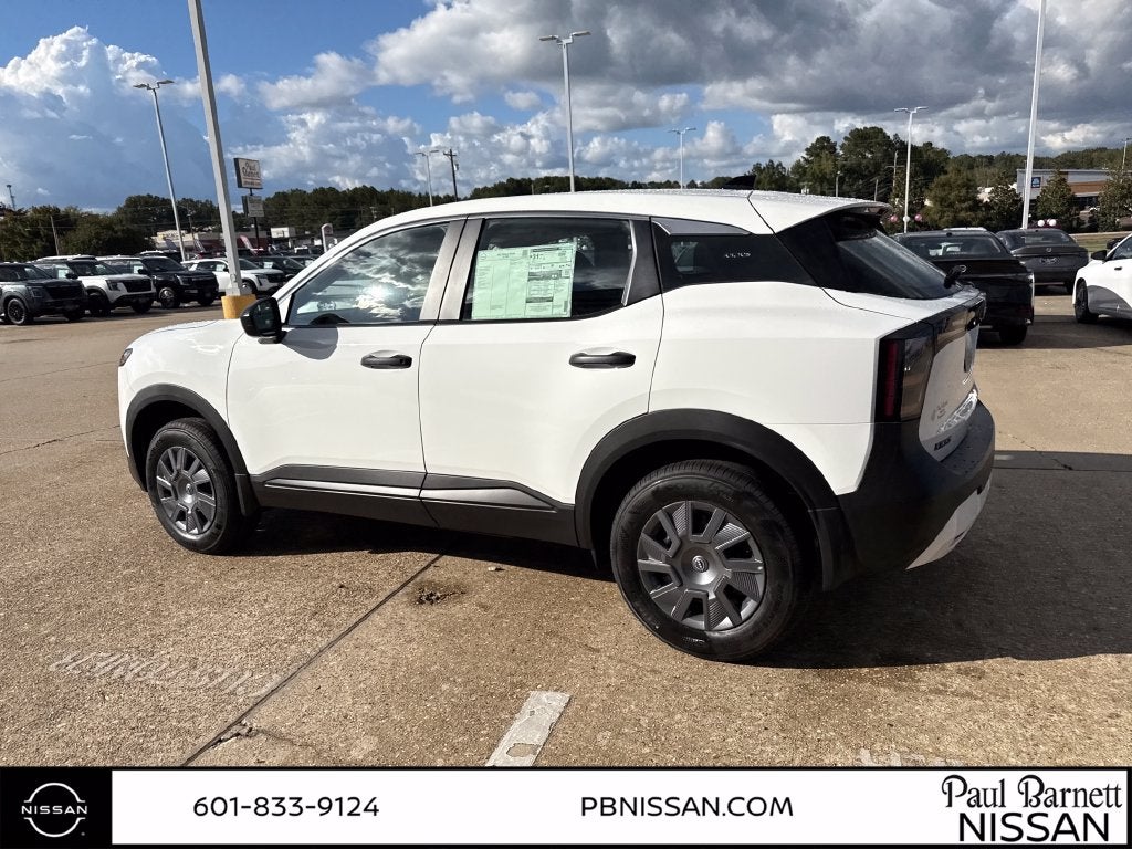 2027 Nissan Kicks S
