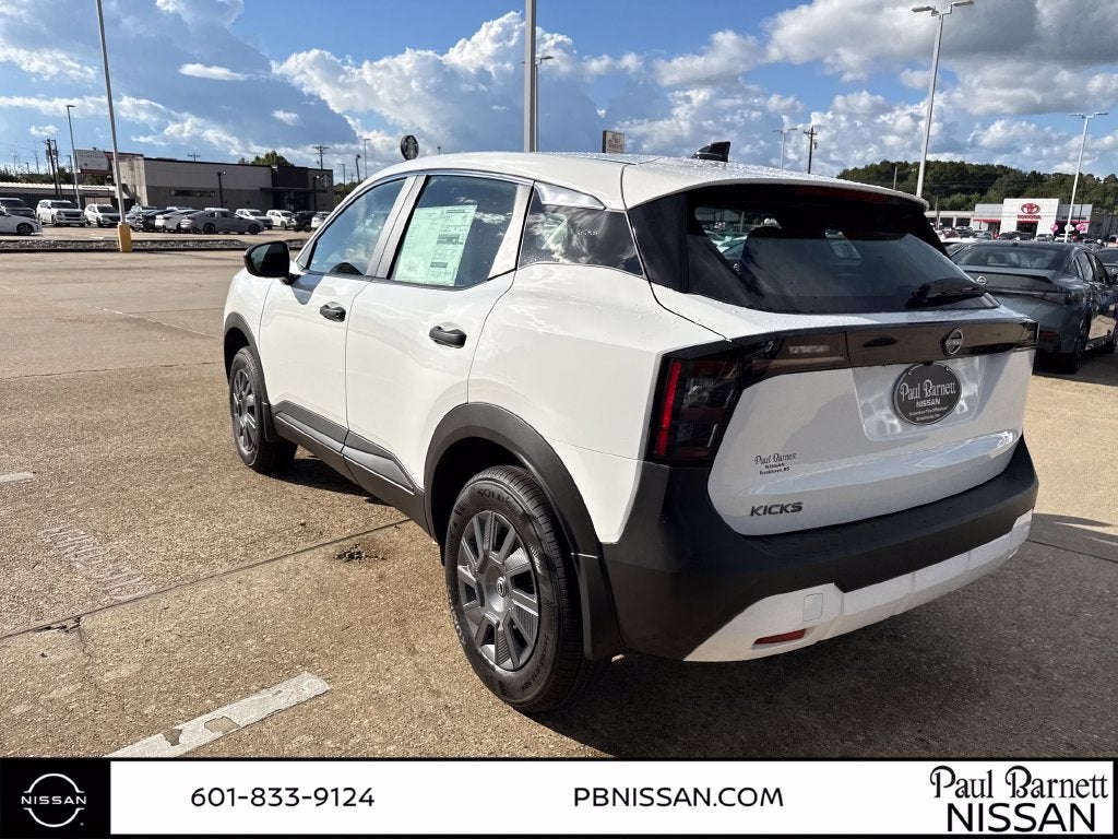 2027 Nissan Kicks S