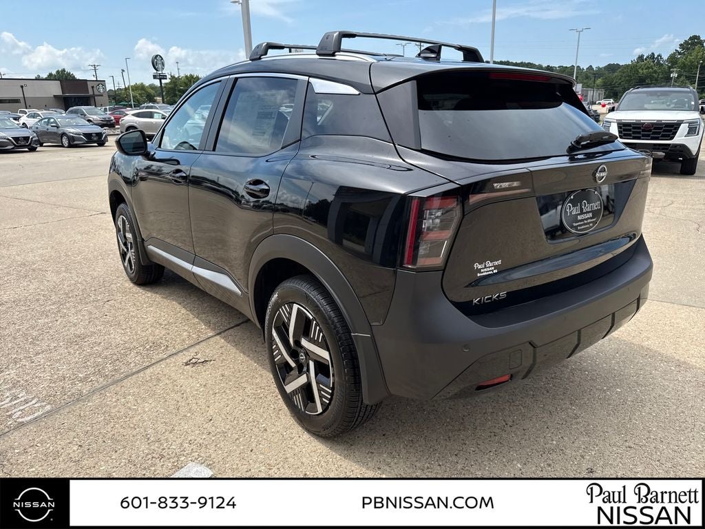 2026 Nissan Kicks SV