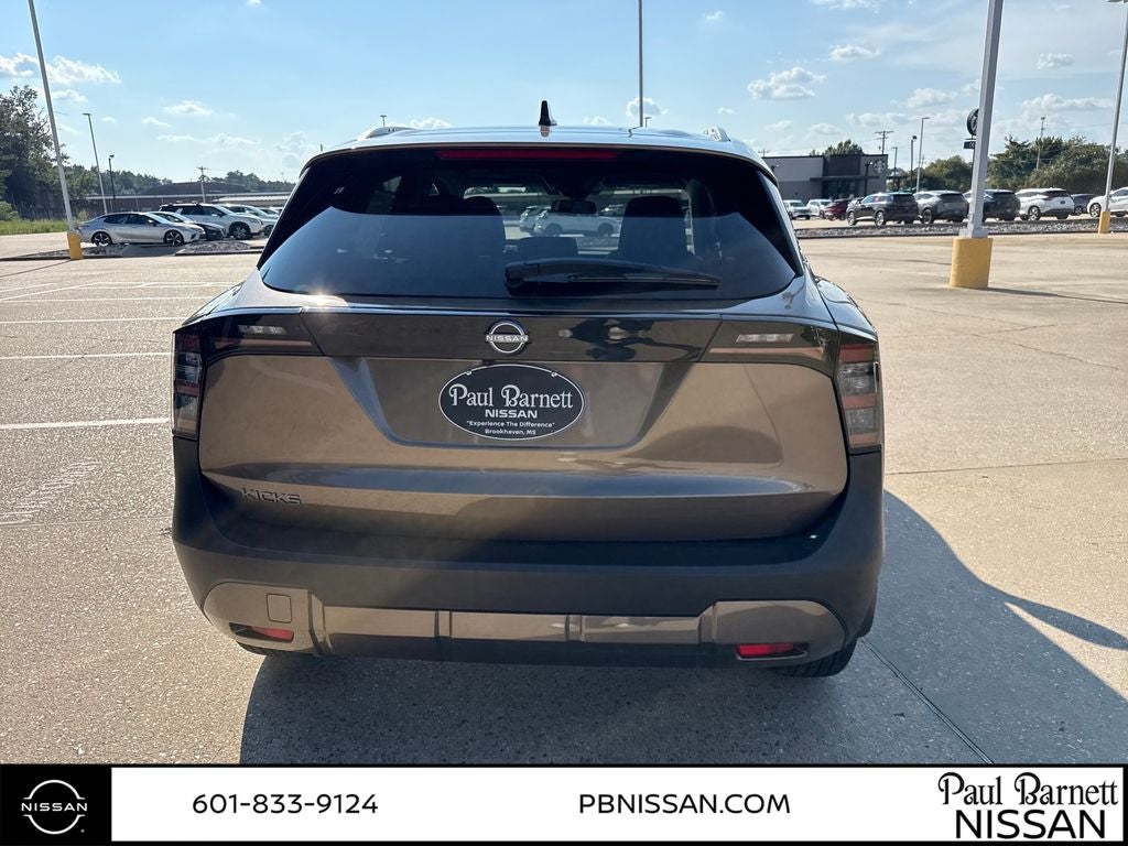 2027 Nissan Kicks SV