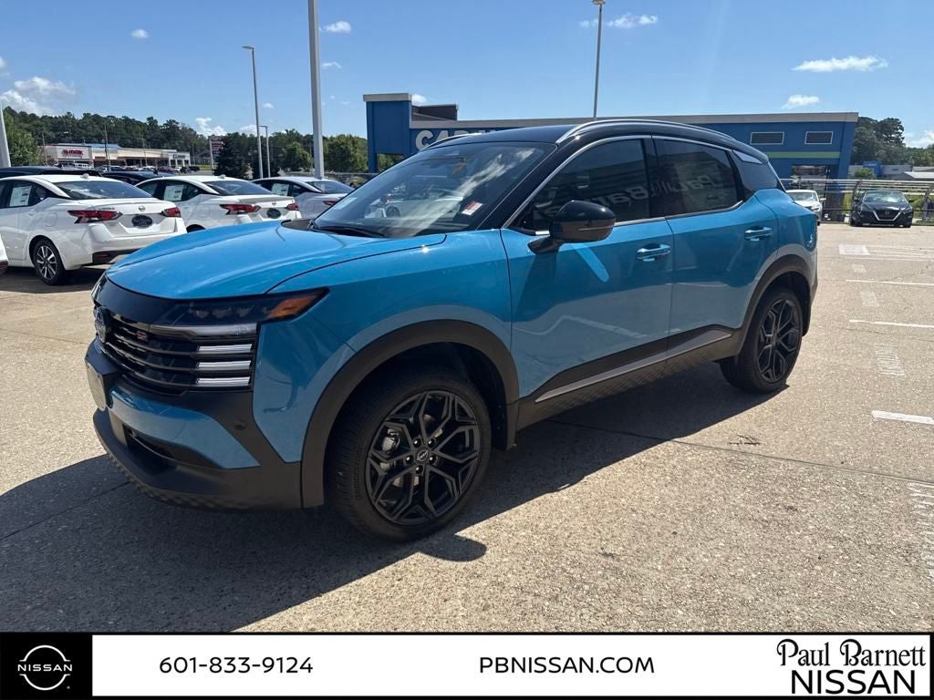 2025 Nissan Kicks SR