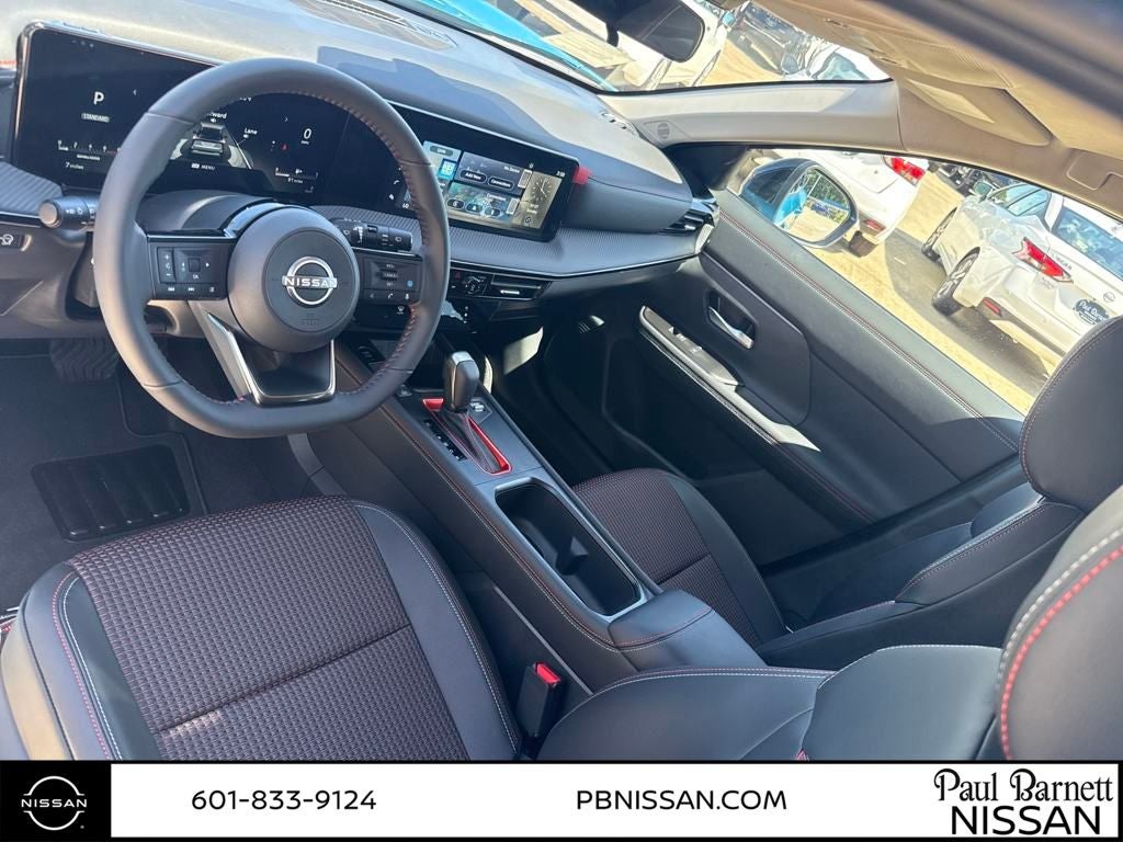 2025 Nissan Kicks SR