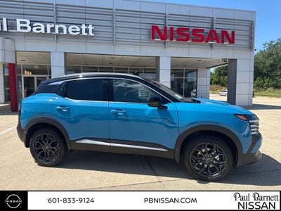 2025 Nissan Kicks SR