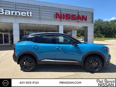 2025 Nissan Kicks SR