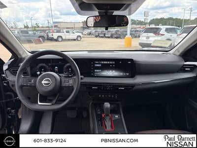 2025 Nissan Kicks SR