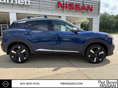 2025 Nissan Kicks SR